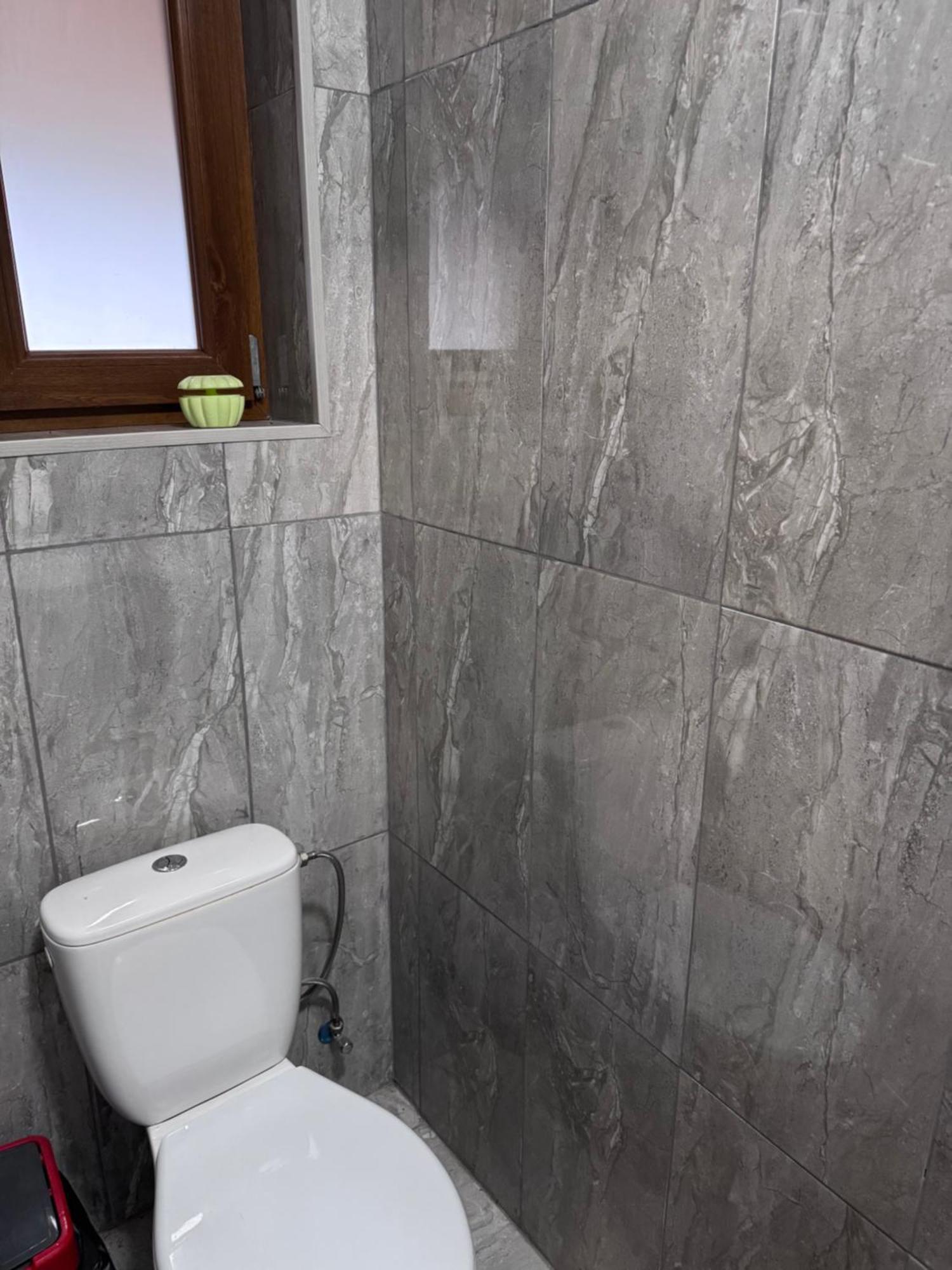 Отель Біля Озера Mukaçeve Dış mekan fotoğraf