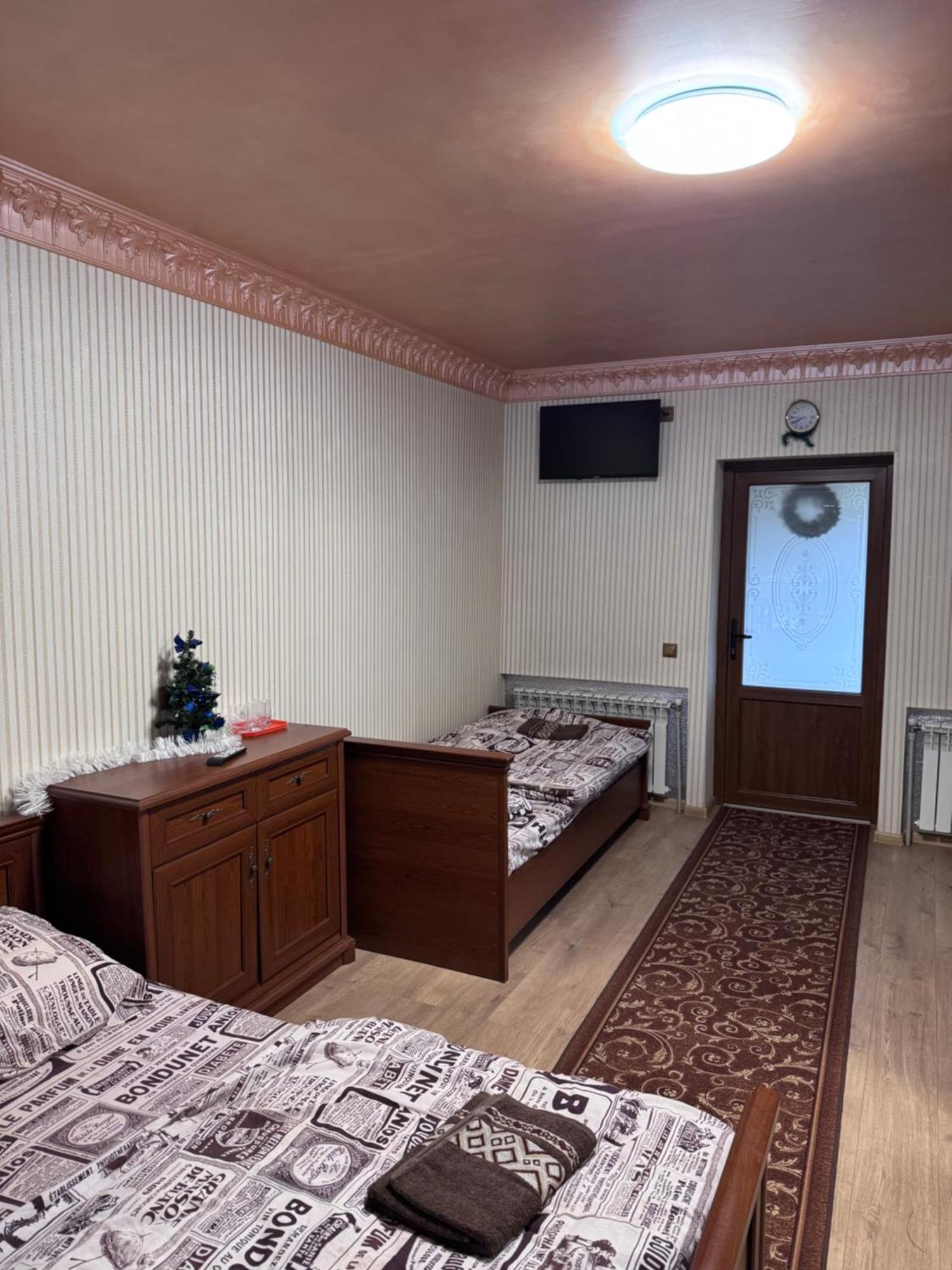 Отель Біля Озера Mukaçeve Dış mekan fotoğraf
