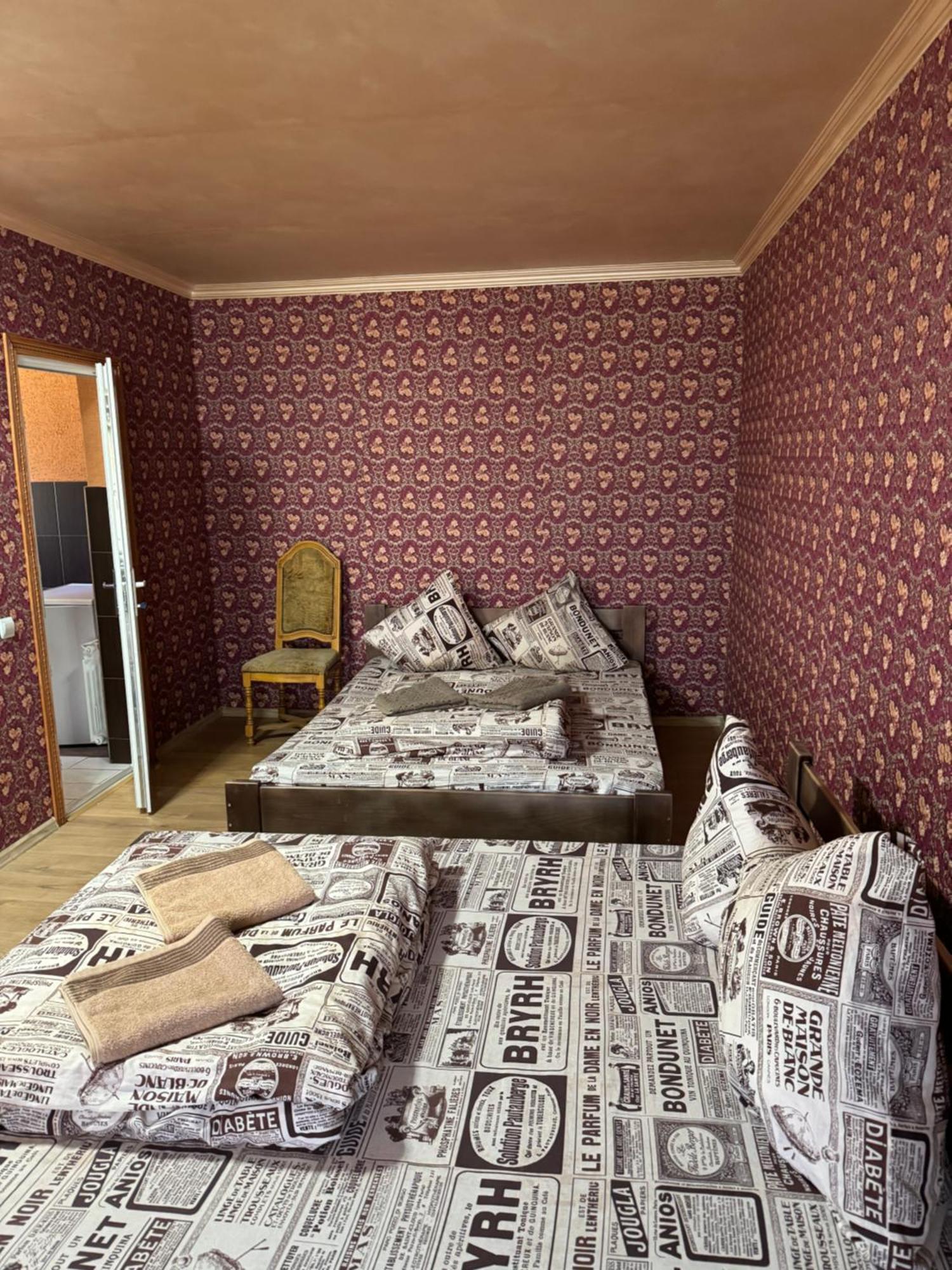 Отель Біля Озера Mukaçeve Dış mekan fotoğraf